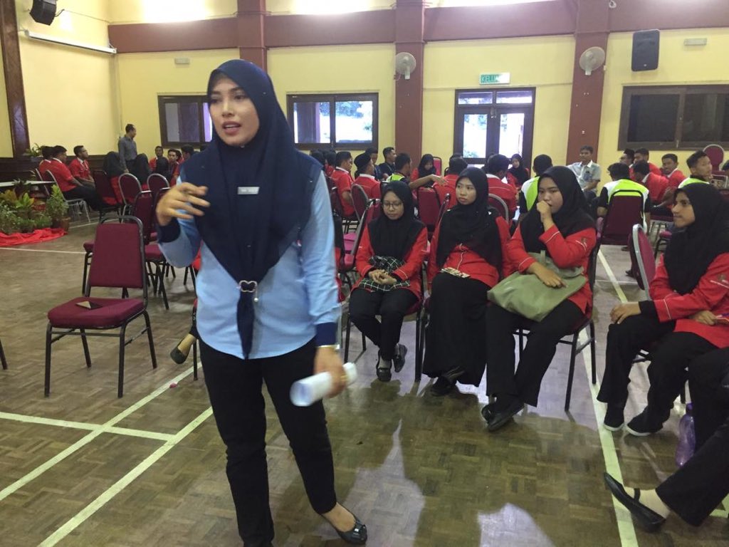 ipserdang's tweet photo. 16/11/2018-Kursus Pra Kerjaya utk pelajar2 IPSerdang diadakan dgn kerjasama IPS-BLKP,MOA dgn taklimat Agrobank,UAM,MOA,TEKUN di Dewan Besar, IPS. Tqvm pljr2 &amp; wargaIPS &amp; BLKP,MOA
@PSM_DOA 
@myDOA_HQ 
@blkpmoa 
@moaMalaysia 
@JHarizan 
@msallehhuddin 
@simtzetzin 
@MyDSA_official https://t.co/hlUpxXem29