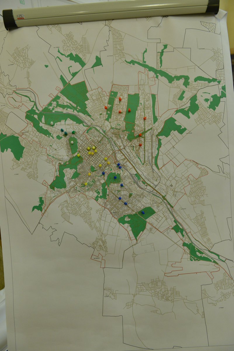 UNDPMoldova's tweet image. We have 2 #solartrees &amp;amp; 8 proposed locations: #Publicconsultations make decision easier for #Chisinau authorities. #GreenCity may equal to Chisinau city, with #inno4dev bit.ly/2QP1rAJ