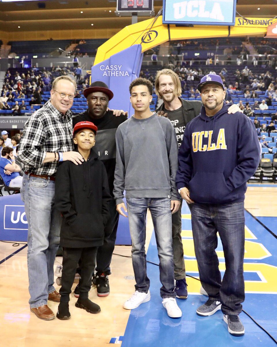 MilesBrown's tweet photo. Glad @UCLAMBB took the W! Shout out to my boy @SSJreef THANK YOU to #petermackenzie for the invite. #bruinsbasketball https://t.co/K1GyuQuEFK