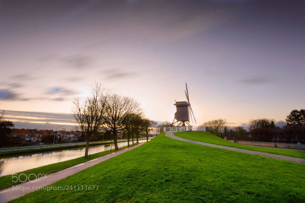 The windmill from Bruges, Belgium 2017. (автор фото joisbalu) #Landscape,agriculture,antique,architecture,attraction,belgian,bruges,bruges canal,brugge,building,colorful,energy,environment,europe,european,famous,flanders,flemish,grass,heritage,holiday,landmark,mill,nature,ol…