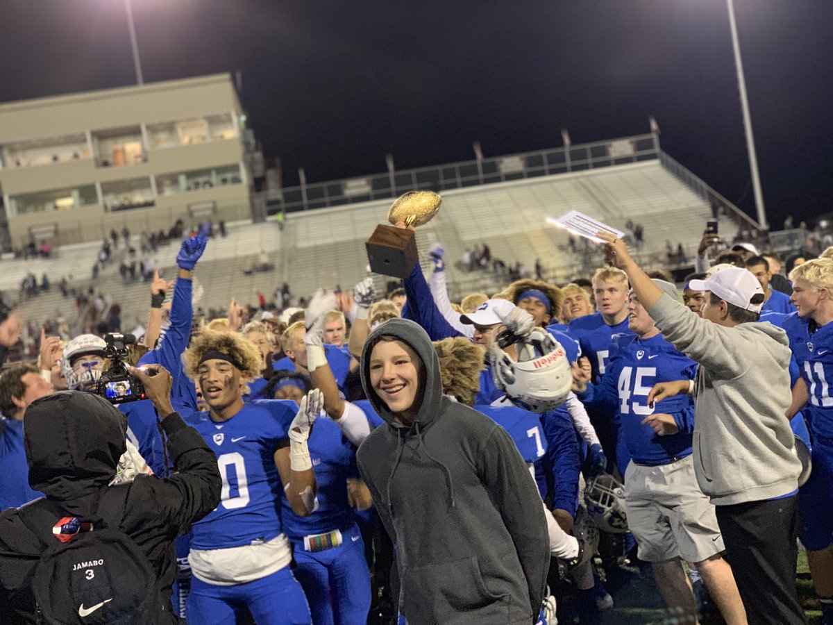 MHS_Flagrunners's tweet photo. CONGRATS @MidloPanthers ON THE PLAYOFF WIN!!! https://t.co/Qawz2Wkpkq