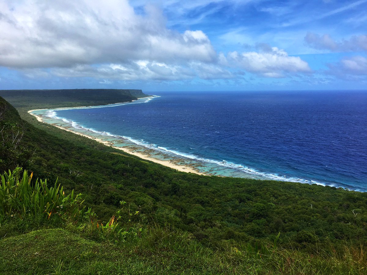 HCLJ1's tweet photo. Very successful visit of the German #CapstoneCourse on Guam. 🇬🇺 https://t.co/m588i6cKws