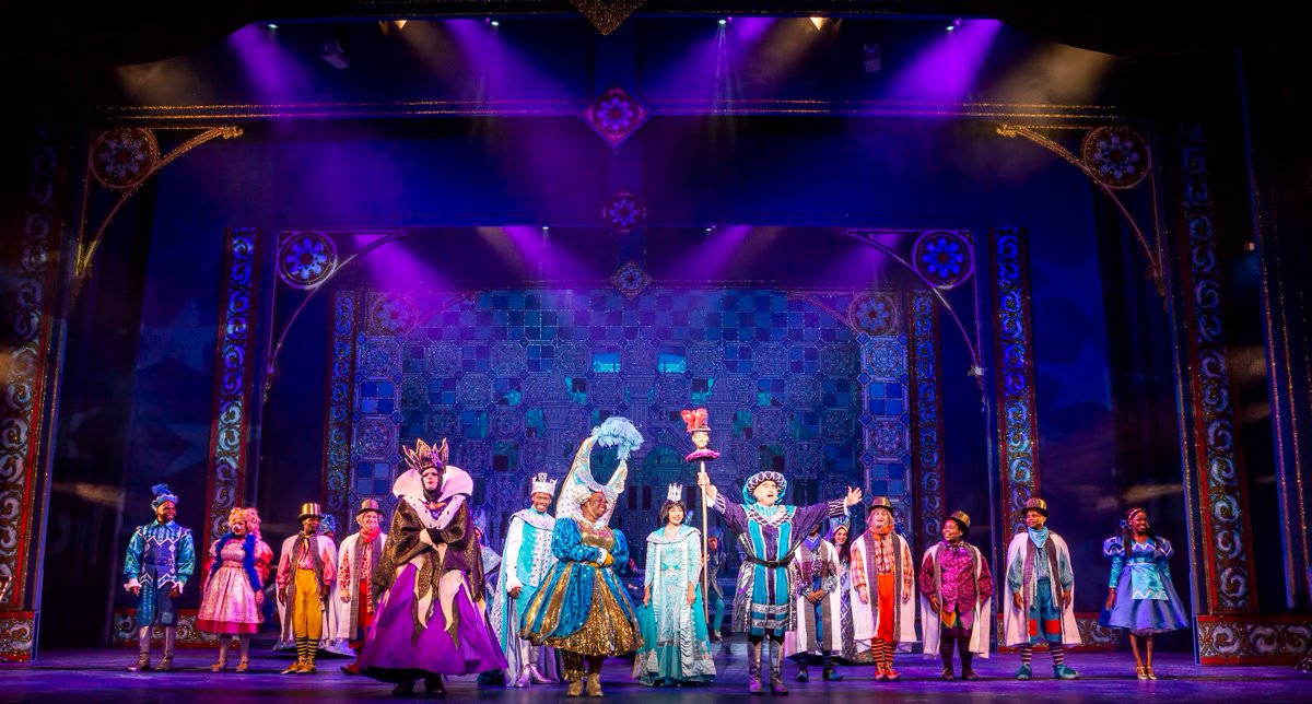 joburgtheatre's tweet photo. Performances at 11am & 3pm today ππΏπΊπΏ
#SnowWhitePantoSA #Cast #LiveSaturdays #TheatreLoving
Images by CornΓ© du Plessis
@movinginto @emilLeHoff @LinDough @mattcouncihan @snecomedy @msblkberry @nonispear @esihle_M @JPRoss20 @DanielKGeddes @sebeleo https://t.co/9orWNPjd8o
