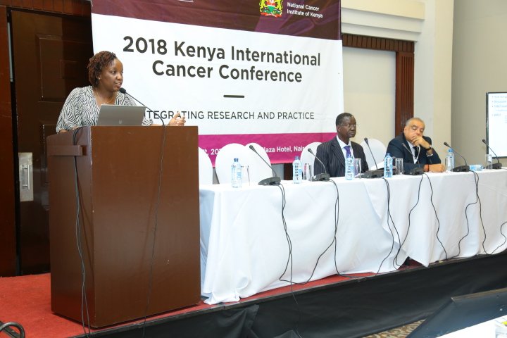 CANCERKESHO's tweet photo. Dr Anne Mwirigi, Haematologist, AKUH, presenting on novel perspectives on the management of chronic thrombocytopenia at the 5th International Cancer Conference 2018
#KESHO2018 https://t.co/93WxiFlhct