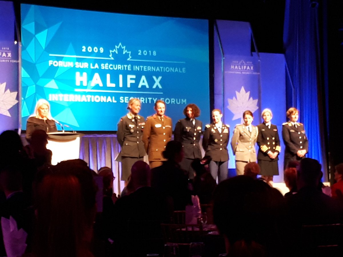 CassandraSteer's tweet photo. The #PeaceWithWomen Fellows presented at the gala dinner at #HISF2018 @HFXforum So proud of these incredible and inspiring leaders in international security https://t.co/a5yBTZBGwD