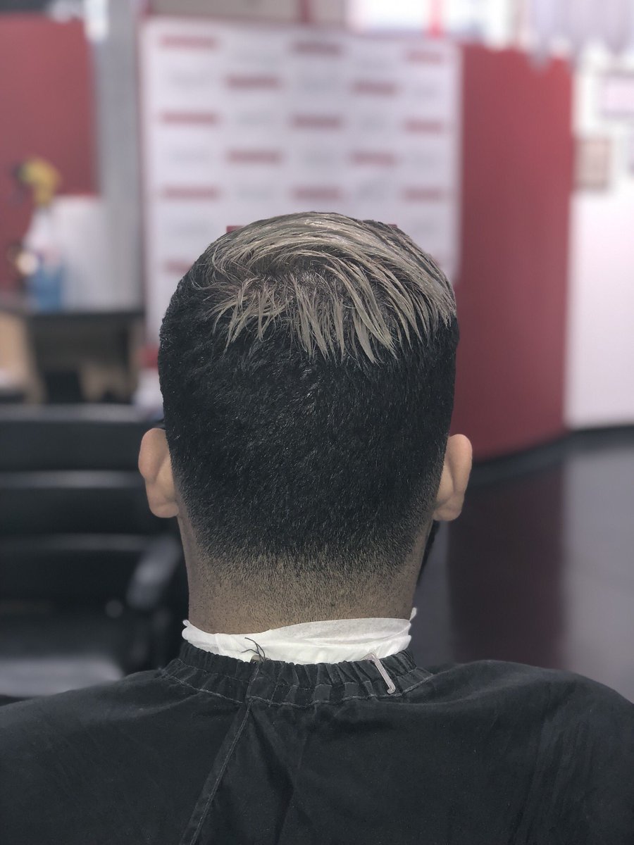 racso_alegria's tweet photo. #stocktonbarber #calibarber #barberstudent #barberworld #menshaircut #kidshaircut #hairstylist #barbershopconnect #cleanfade #baldfade #haircut #clean #dopebarber #barbergang #fresh #clippercut #shearcut #barberlife #wahl #magicclipper https://t.co/fYwXqGxd9Z