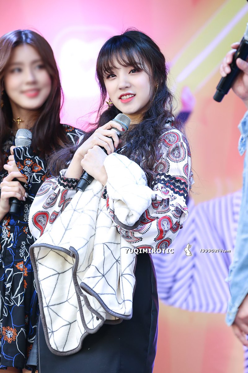 19990814com's tweet photo. 181016 @G_I_DLE #G_I_DLE200Days
#우기 #YUQI #宋雨琦 #G_I_DLE #여자아이들 데뷔 200일 축하해 ☺️☺️☺️ https://t.co/2CyZ3Alnaw