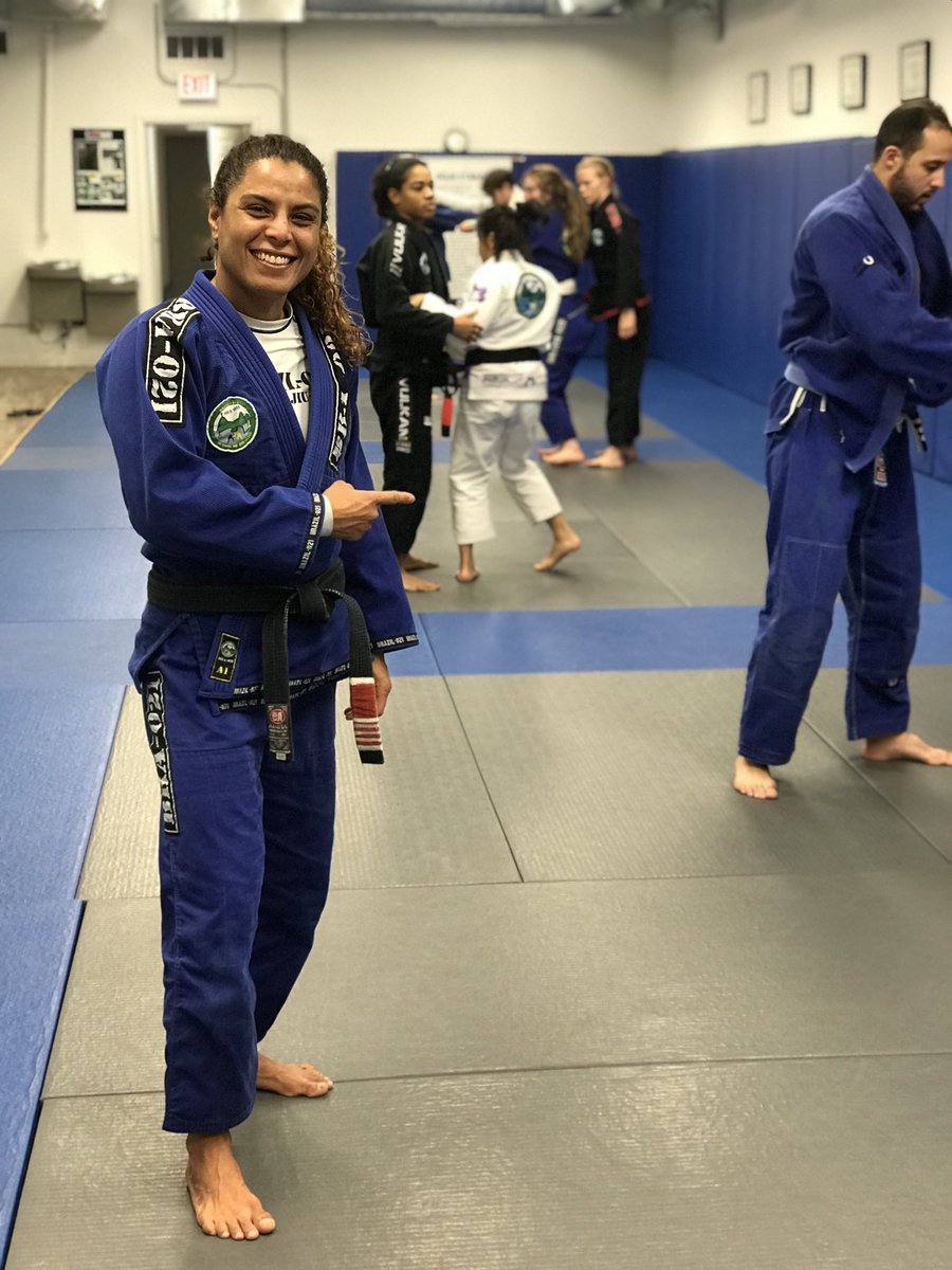 HANNETTESTAACK's tweet photo. Always loving what I do... Thanks Jiu-Jitsu for everything in my life! 💚💛🙏🏾 #Thanksgiving #grateful #JiuJitsu #bjj #brazil021family #brazil021 https://t.co/XDeguLq5ud