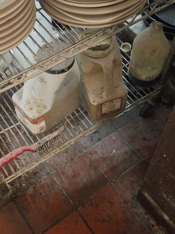 school__zone's tweet image. @GordonRamsay local restaurant in town... What do you think of this?!