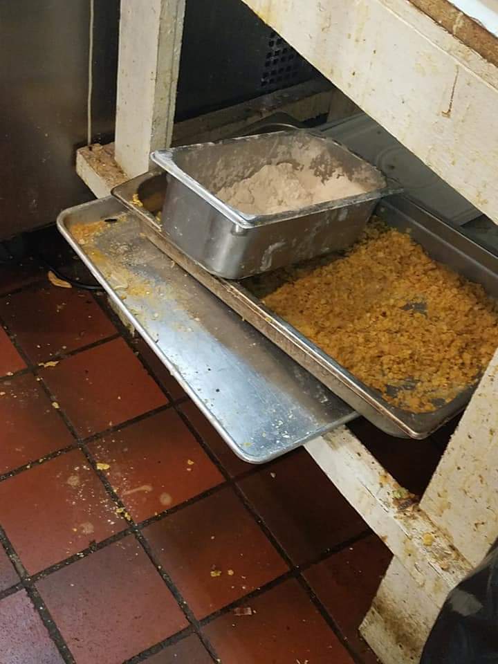 school__zone's tweet image. @GordonRamsay local restaurant in town... What do you think of this?!