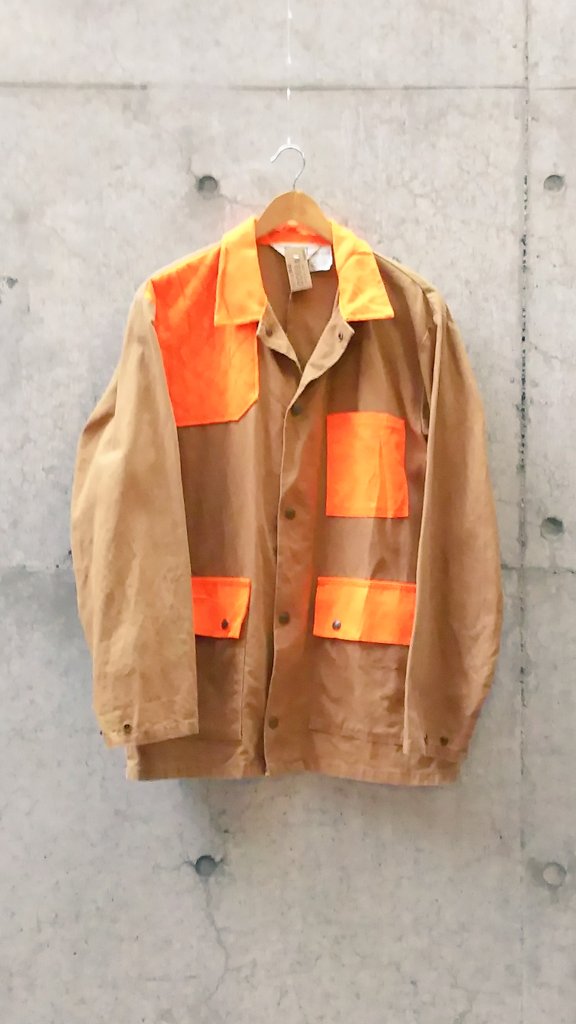 hunting jacket & vest

#古着屋アポロ #apollo #vintagefashion #vintagejacket #usedclothing
#huntingjacket #huntingvest