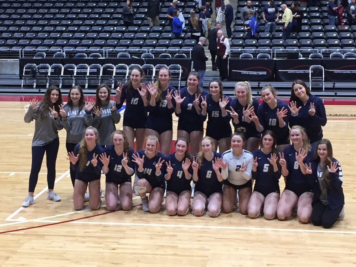 fmcoxfamily's tweet photo. State final here we come. #family #goJags #jagstakestate #roundseven https://t.co/2kUXEUJaE6