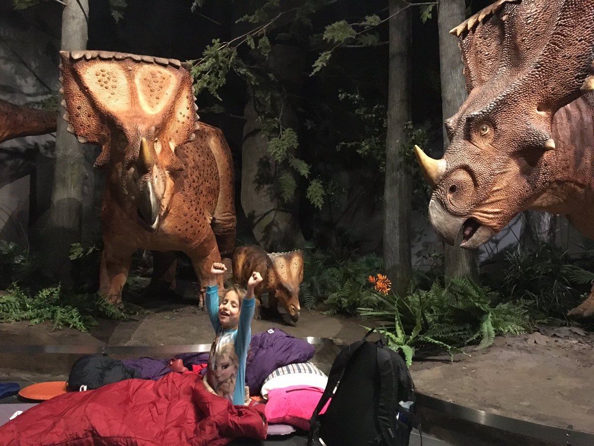 candacelabelle's tweet photo. #naturesleepovers at @MuseumofNature  and we lucked out with the best spot!! #sleepingwithdinosaurs #awesome #momsbday https://t.co/pEC0M9KQSe