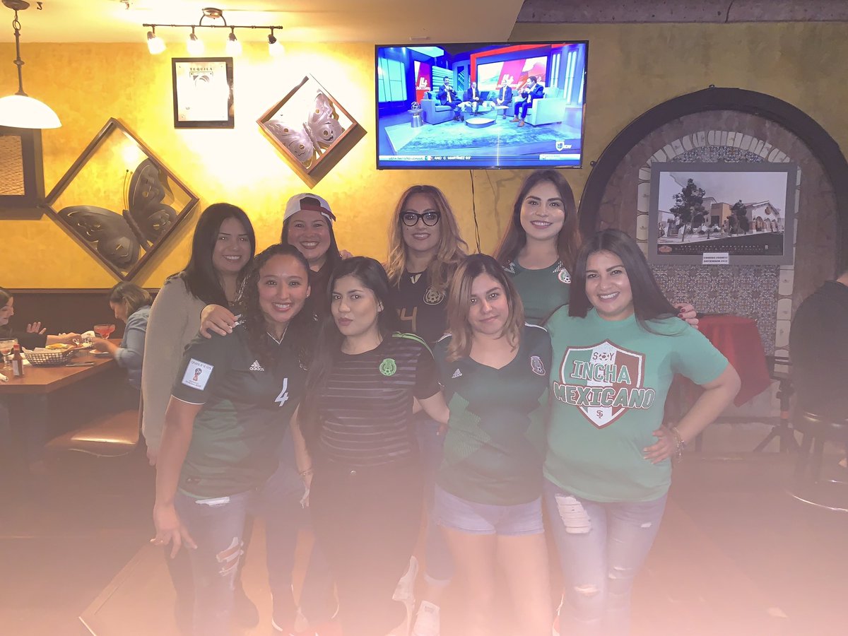 PVASeattle's tweet photo. PVA Adelitas aqui en Los Angeles @VillasArmy #LaPorraDeMexico™️#PanchoVillasArmy™️ #NadaNosDetiene #PVAFamily #PVA #PVASeattle https://t.co/Y695pqiUW4