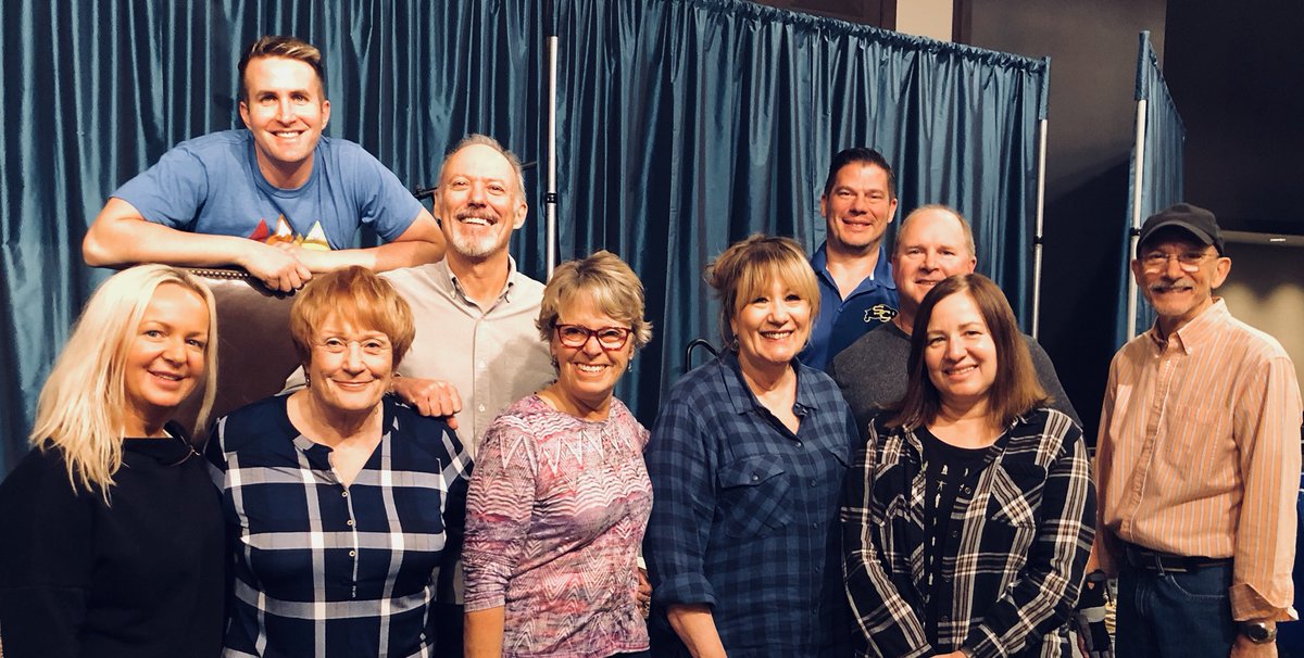 AbrahamHicks's tweet photo. Setting up for tomorrow with our fabulous crew! #AbrahamHicks #SanAntonio https://t.co/4G4LNn53ww