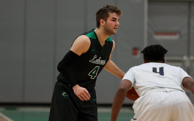 RooseveltLakers's tweet photo. Men's Basketball: Jake Ludwig becomes Roosevelt's all-time leading scorer, rallies @RULakersMBB from 20 points down to defeat No. 14 Bellevue (Neb.), 63-59
 - https://t.co/Y5dTbbzRdx https://t.co/i328Bbugcd