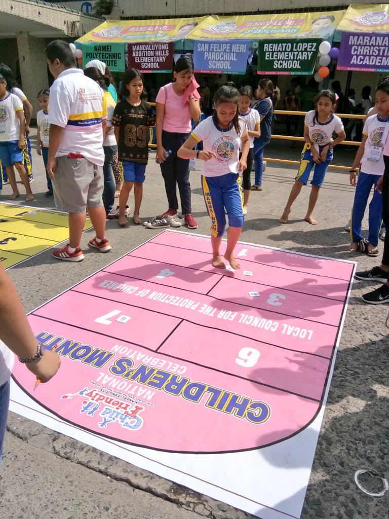 MandaluyongPIO's tweet photo. Piko ng Bayan #ChildrensFunDay https://t.co/55PCxVpOWd