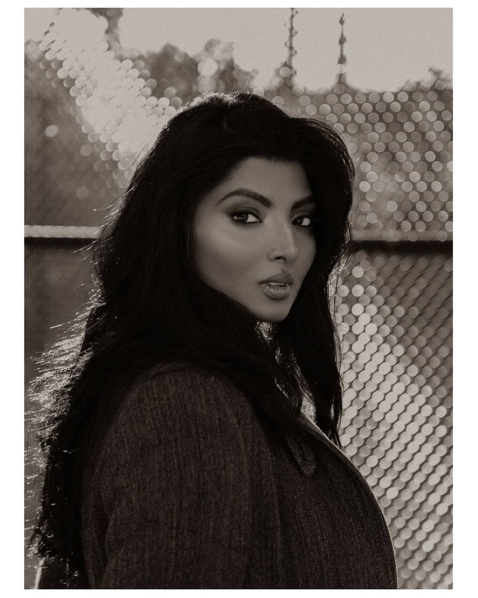 mformodelsblog's tweet photo. Anchal Joseph (America's Next Top Model cycle 7) capture by Manny Roman!
#topmodel #TOPMODELSHOT #ANTM #AmericasNextTopModel #AnchalJoseph #MannyRoman #model #fashion #testshot #fashionmodel #beautiful https://t.co/x5dRIoQKRf