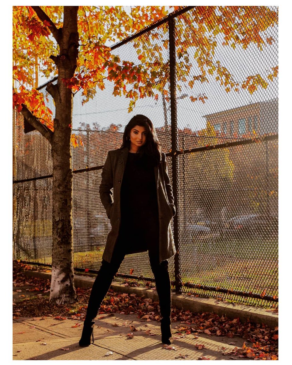 mformodelsblog's tweet photo. Anchal Joseph (America's Next Top Model cycle 7) capture by Manny Roman!
#topmodel #TOPMODELSHOT #ANTM #AmericasNextTopModel #AnchalJoseph #MannyRoman #model #fashion #testshot #fashionmodel #beautiful https://t.co/x5dRIoQKRf