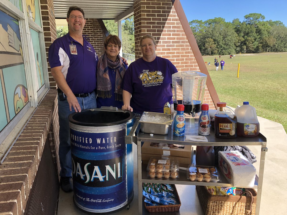 Morning pick me up from the snack cart. Thank you staff for all you do. Happy Thanksgiving