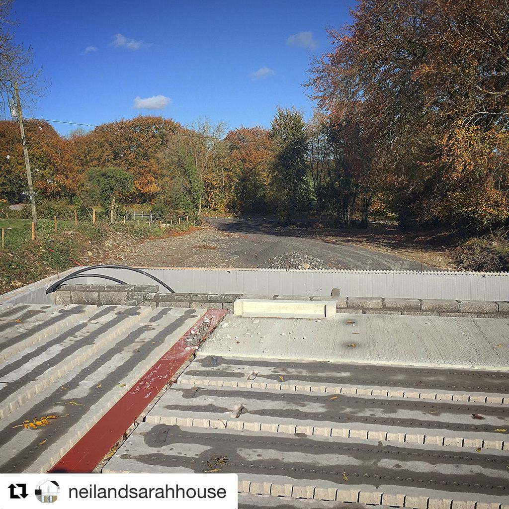IcfBase's tweet photo. Innovate and add additional benefits to your #InsulatedConcreteForms build, like @neilandsarahhouse. #ICF deck systems deliver thermal insulation in the roof maintaining low energy costs and comfortable living. #IcFbase #ICFsource https://t.co/NQR6H5x66A