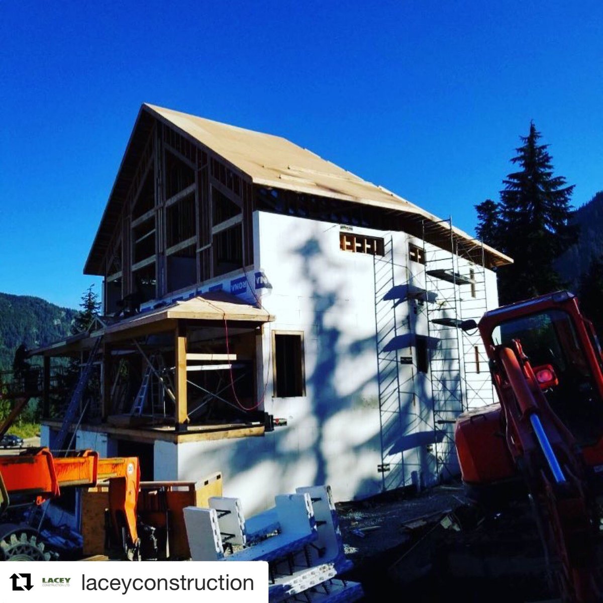IcfBase's tweet photo. @laceyconstruction Building to last for generations to come. #ICF #InsulatedConcreteForms create less maintenance in a home and greater long term value. Get the best value in your investment #ICFbase #ICFsource https://t.co/WGWW4vUwnJ