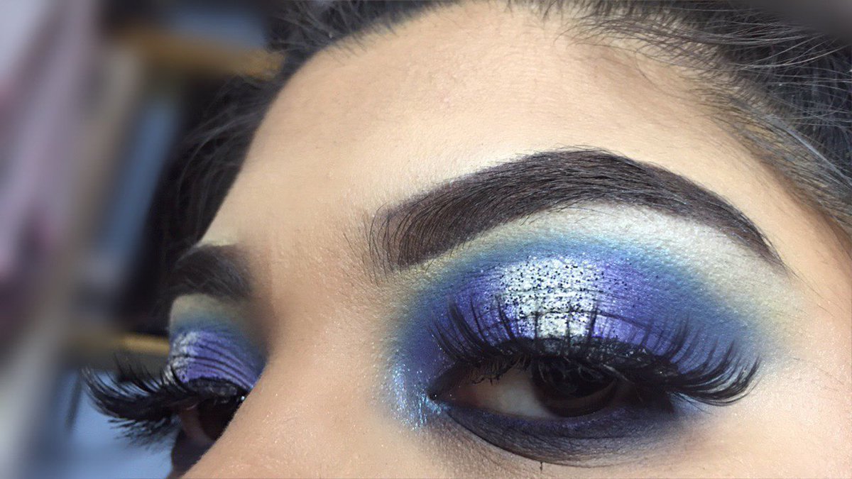 yyessica__'s tweet photo. Ice me out ❄️
Products used:
*Eyes: @BeautyCreations #beautycreationscosmetics Elsa&amp;glitter palette @bhcosmetics #bhcosmetics  aurora lights palette @absnyproducts #absnyproducts expert script eyeliner @lagirlusa #lagirlcosmetics concealer @nyxcosmetics #nyxcosmetics eyebrow gel https://t.co/T8GgUWvWjM