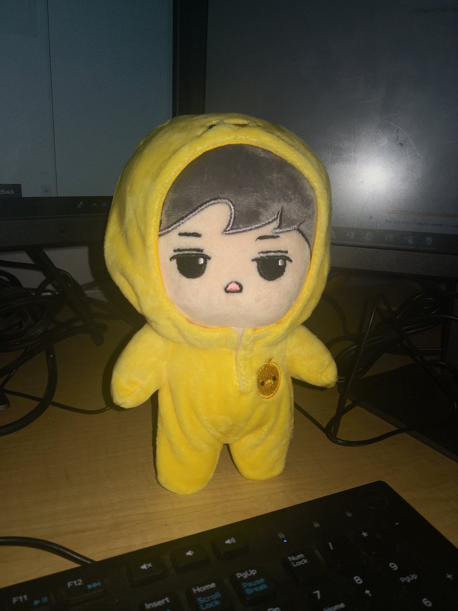 orphabee_'s tweet image. my companion at work 😘😍

#weekendshift #EXO #EXO_TEMPO #EXO_DontMessUpMyTempo #weareoneEXO