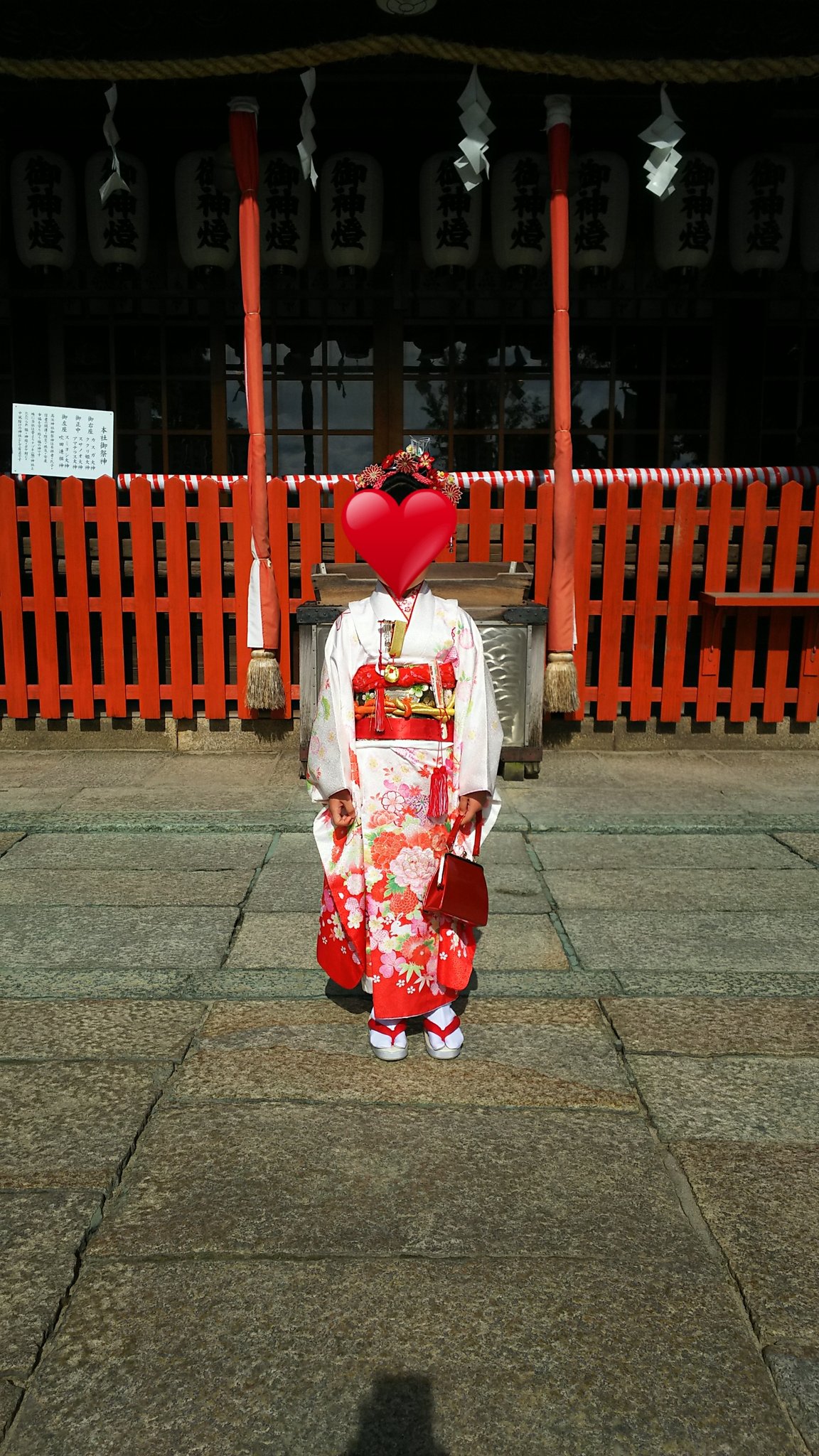 ボチボチ頑張ってます 昨日は娘の七五三 さみしい思いもさせてるけど いつもパパはあなたの側にいます 七五三 いつもさみしい思いさせてごめんね これからも側にいます T Co Risvpbsp Twitter