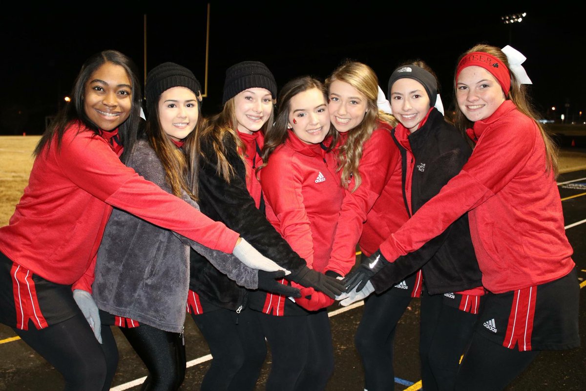 TCHScards_cheer's tweet photo. There’s nothing we love more than cheering our cardinals to victory. Especially when that victory makes us REGION CHAMPIONS!!!❤️❤️ https://t.co/Il134PT4zI