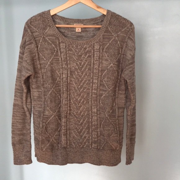NaturalChocolat's tweet photo. So good I had to share! Check out all the items I'm loving on @Poshmarkapp #poshmark #fashion #style #shopmycloset #americaneagleoutfitters #mossimosupplyco: https://t.co/I70wx8IrNJ https://t.co/38VRcl3VtD