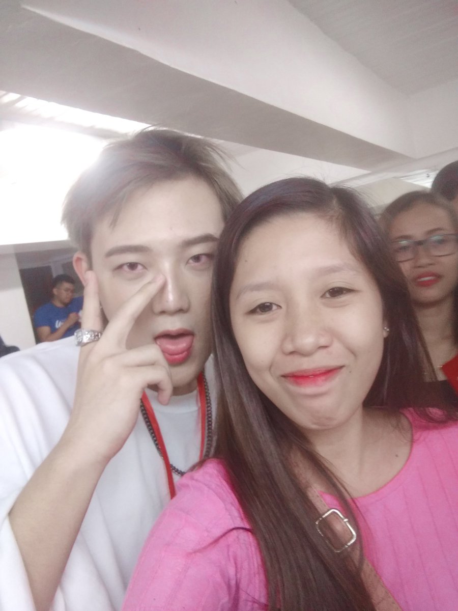 rozeefione's tweet photo. with Jinho Bae πππ #CDOKCON2 https://t.co/kx5q8wZl8t