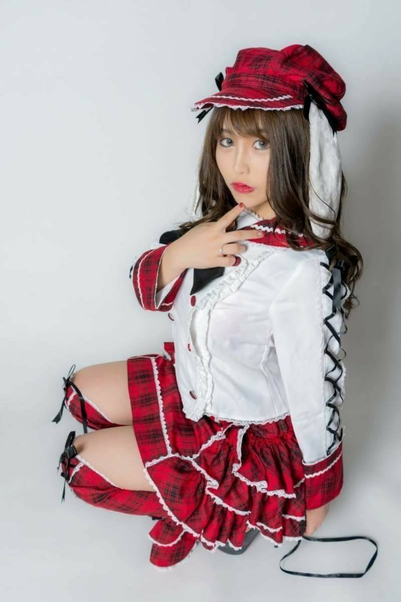 夕方からはバースタイルで営業します。
飲み放題無料です。
11月17日(土)17:00～
ConceptGirlsBar
「Crypto Mode」
近日オープン予定の話題店が先行営業。
オリジナルアルトコインコスチュームに身を包んだ美女と楽しいひと時を。