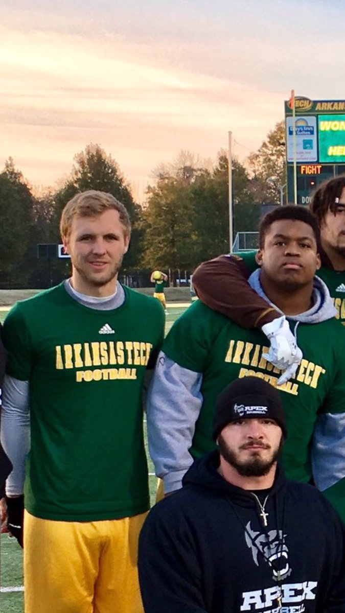ATUStrength's tweet photo. @GrantBrownz 👀 Struggling with that 100 @GrantBrownz 😂 https://t.co/1vtUkMqyT9