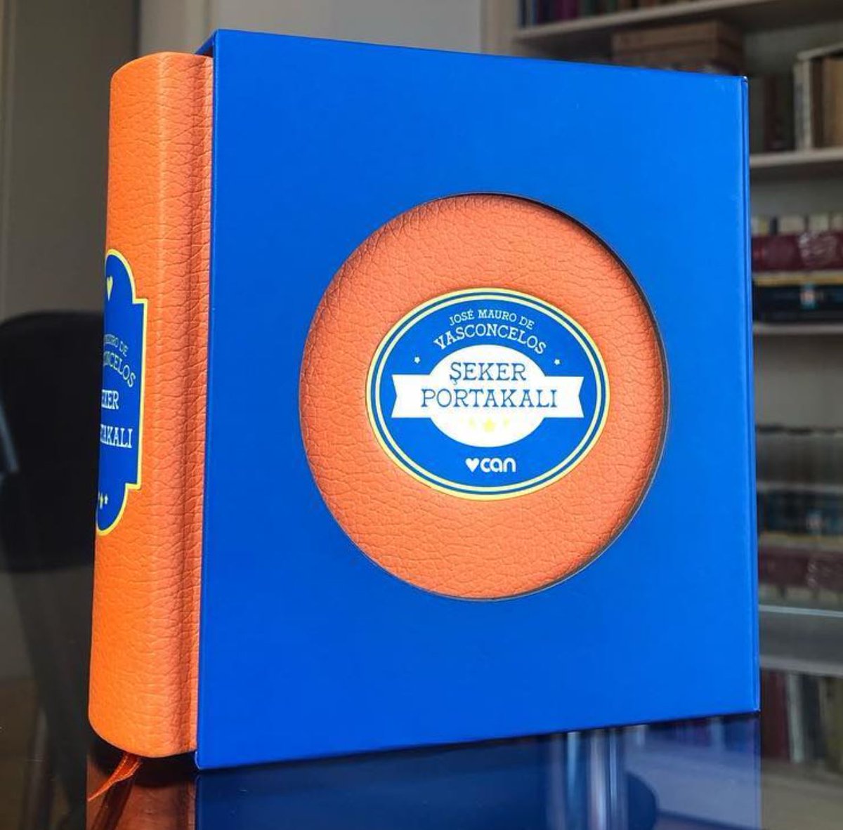 "dünyanın en şeker portakalı" bugün kitap fuarında, taze taze.