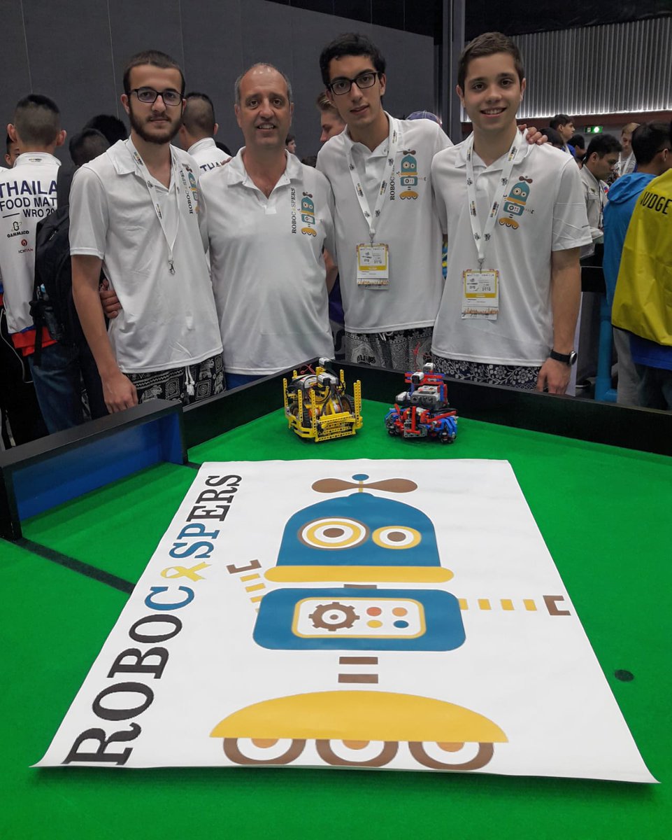 Finalment, hem guanyat a USA i hem quedat a mitja taula empatats amb ells i amb Alemanya. Felicitats a Taiwan i Malàisia per la classificació per la propera ronda de demà.