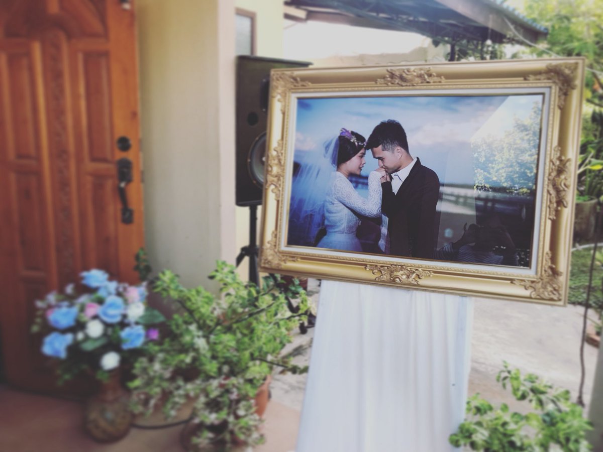 Bor_beerr's tweet photo. ยินดีด้วยนะคะ @littleyok118 #รลล #yokboomwedding https://t.co/g9zYvfllz3