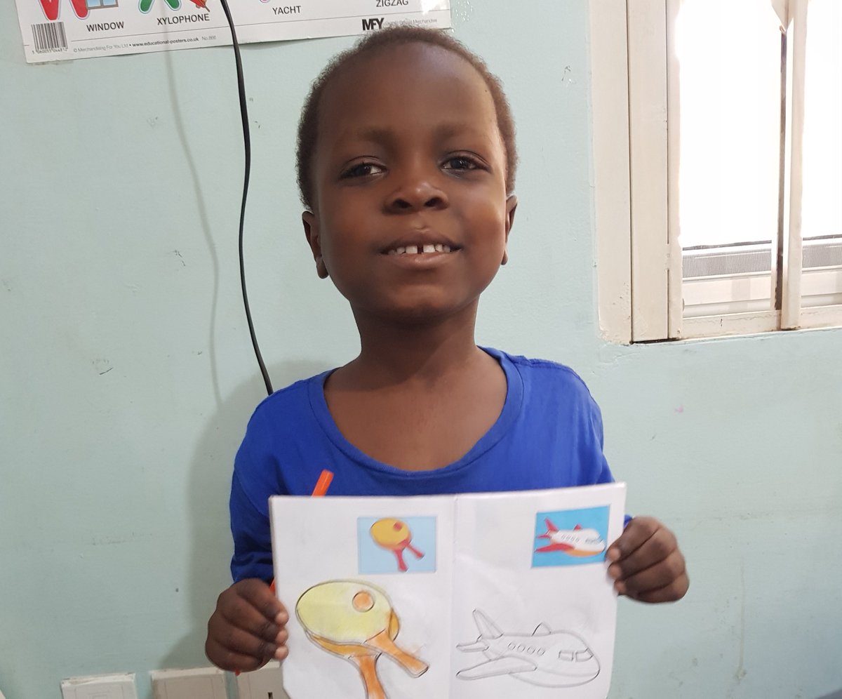 Drawing and colouring are one of the many pass times children like Danso take part in when not receiving treatment 🧡🎨 What were your favourite things to draw as a child?