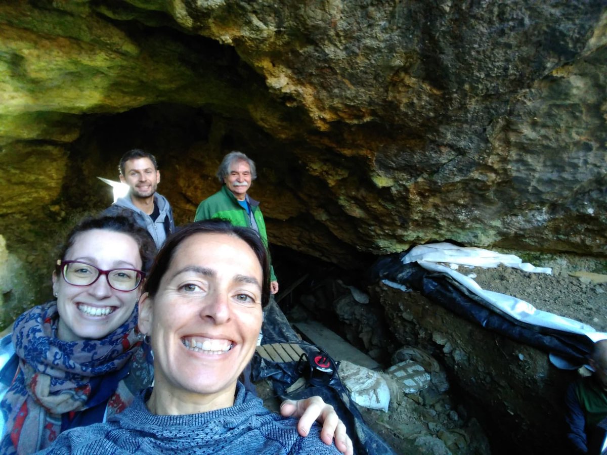 AMBI_Lab's tweet photo. Good morning from #Axlor #fieldwork #Euskadi #archaeology #AMBIlab #ERC @MallolC @CanalULL #ERCPaleochar https://t.co/T17stdJz8M