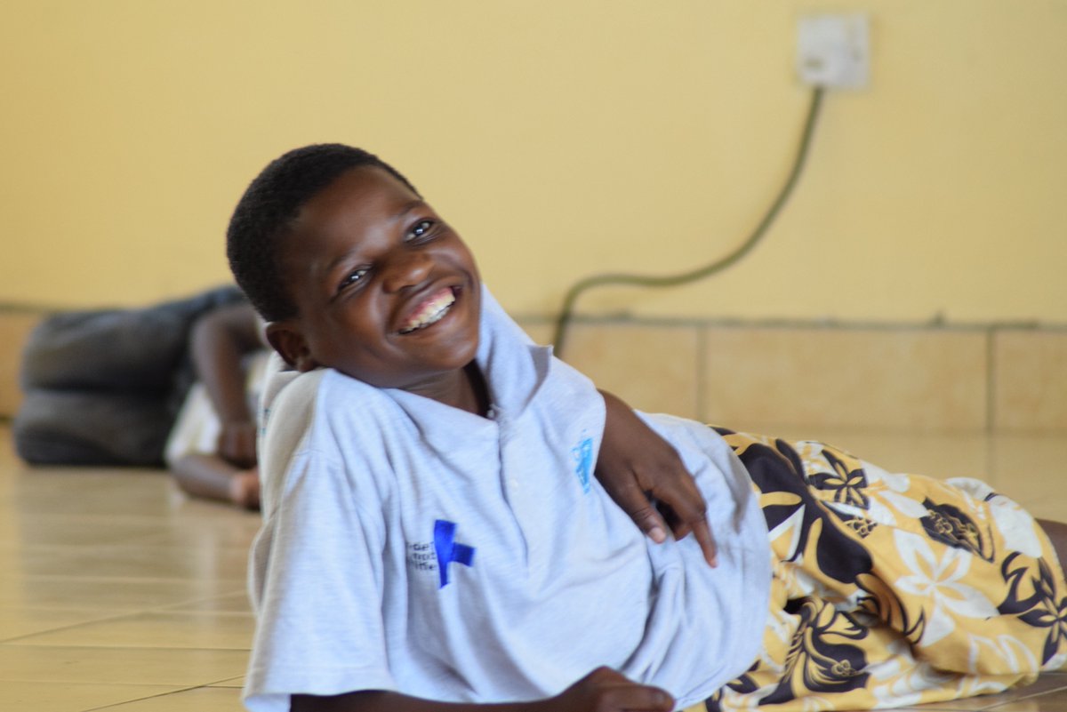 THETOMORROWCHI1's tweet photo. together we stand and support the future leaders of the world . no matter how you are ; just plant a smile to the future leaders and see the growth of your work.
lets be supportive for our kids to have a better future and ambled it
#supportthekids
#plantAsmile
#stompoutloud https://t.co/ViiM9fZ5lj