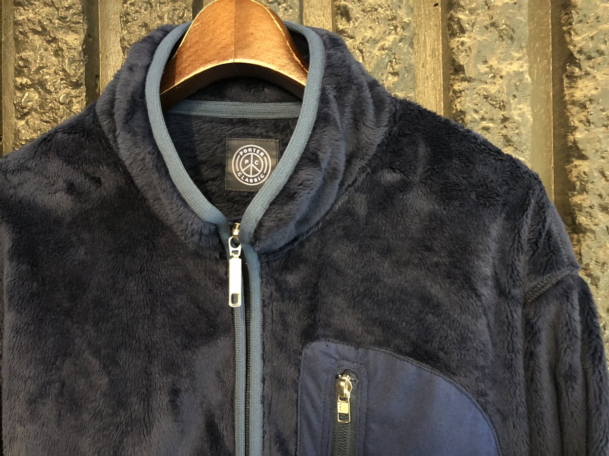 BEAVERofficial_'s tweet photo. new arrival‼︎
▪︎PORTER CLASSIC/ポータークラシック
〈BABY FLEECE ZIP UP〉
size/M,L
¥45,000+税
保温性に優れた【ベビーフリース】
毛足が長く、上品な光沢感があります。
赤ちゃんの肌にも優しい、極上の肌触り。
是非、店頭でお試しください!
#poterclassic #フリースジャケット https://t.co/Tfdi4bynJg