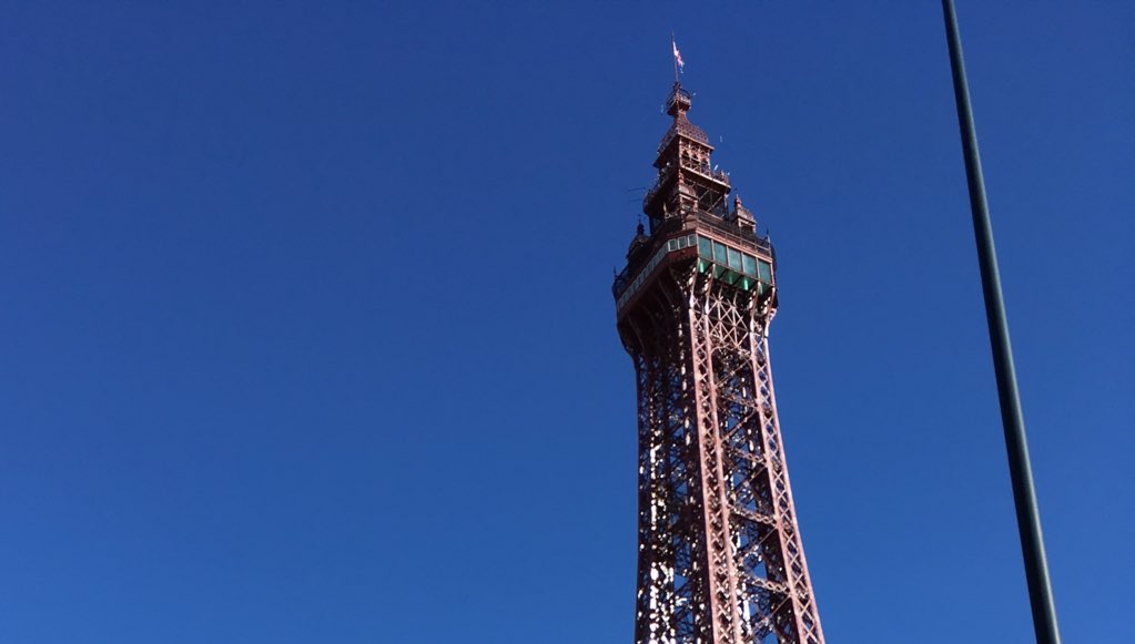 frackfreelancs's tweet photo. Tonight @bbcstrictly comes to ✨Blackpool!
Tourism is lifeblood of Fylde coast:
= 17 million visitors
= £1.3bn local economy
But who'd want to visit a gasfield?
Keep Blackpool for ballroom & fun #StrictlyNoFracking
Join us on comedy carpet 3.30 #Strictly https://t.co/PC0h0kKQiJ https://t.co/r04rXTV33p