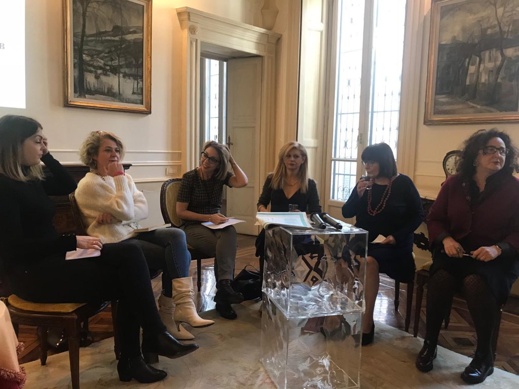 EuropeanWritin's tweet photo. @MyEWWA @IsaGrassano @BOOKCITYMILANO @ABazardi https://t.co/cjc65ONTiB