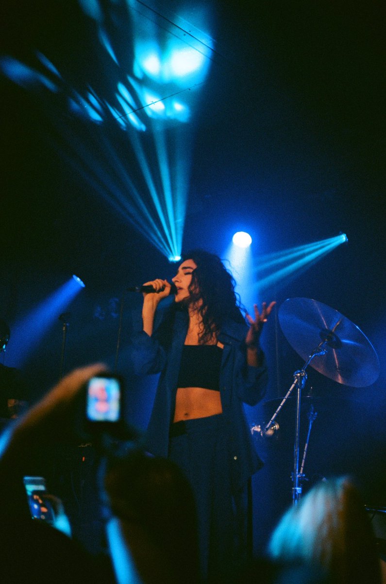 KaraMarni's tweet image. Where my heart feels the fullest ✨ London I’ll be back soon @thegreatescape #FirstFifty less than 2 weeks away 💙