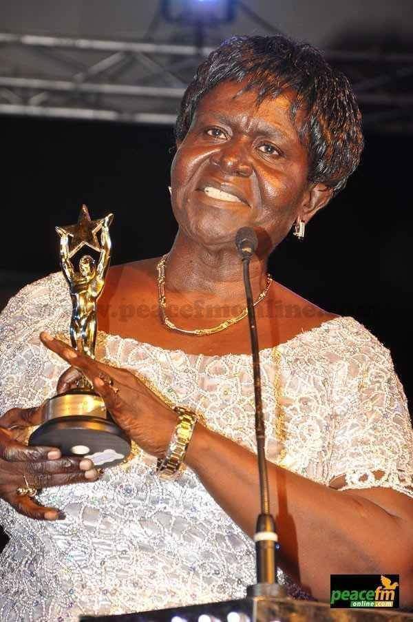 Adehyee2000plus's tweet photo. Happy Birthday Aunty Afia Konadu, formally of peace fm. We celebrate you and all you have achieved in the broadcasting landscape. Enjoy your day #CelebratingourSHEROES #Adehyee https://t.co/Lce8S7MUl1