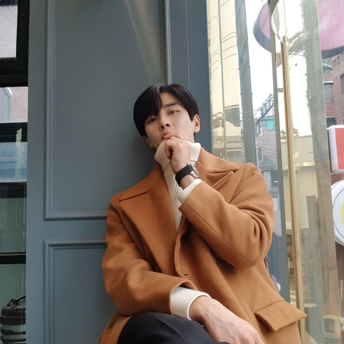 doeun9520's tweet photo. 🍂 https://t.co/h4uCLMQwHD