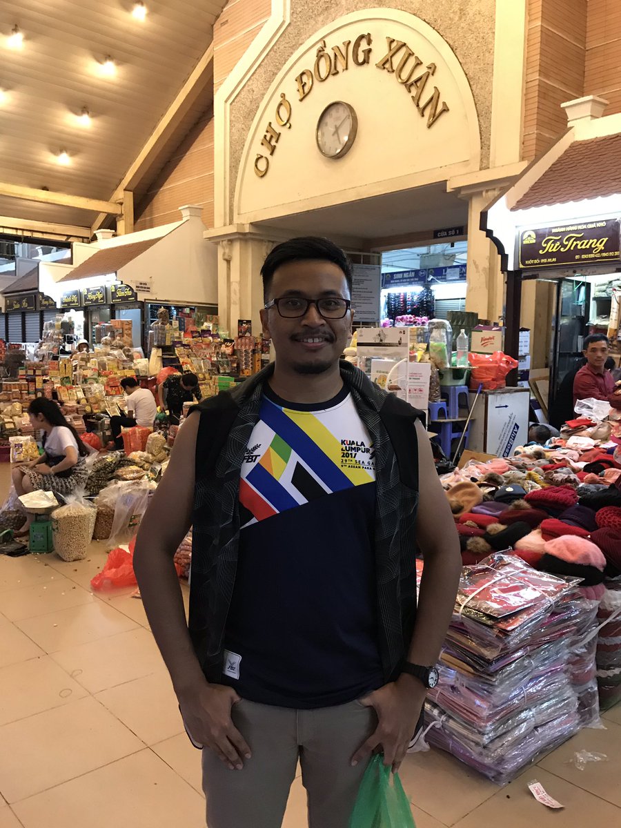 Rie_Azhari89's tweet photo. #throwback #RieWasInVietnam 🇻🇳 #GoAsean https://t.co/usRCYIp7gs