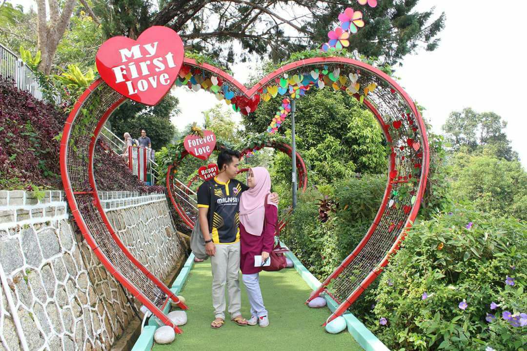 AinurAzwani's tweet photo. So when will we have our next date,laogong?👉👈 https://t.co/gppLNVgV9D