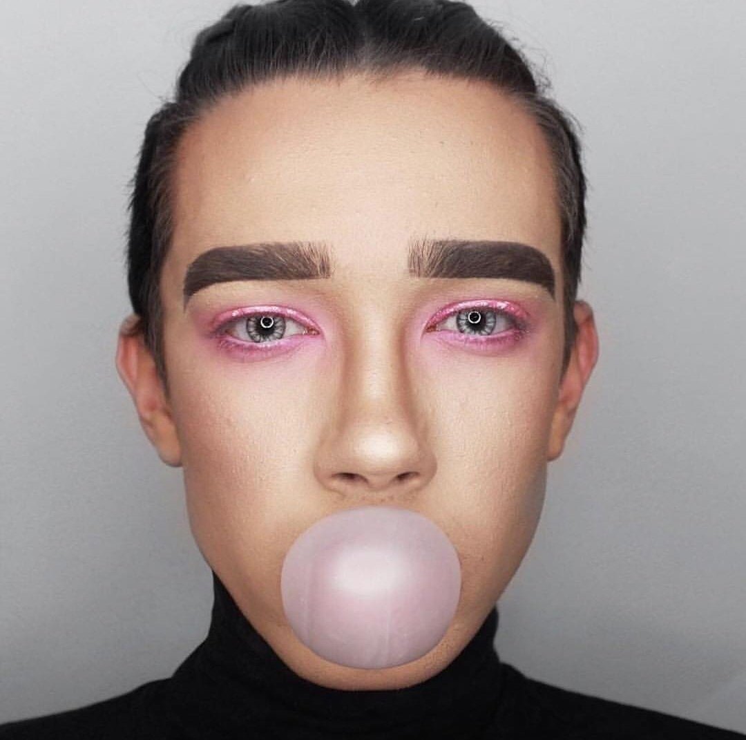 GrayethanD's tweet image. What a fucking glow up!