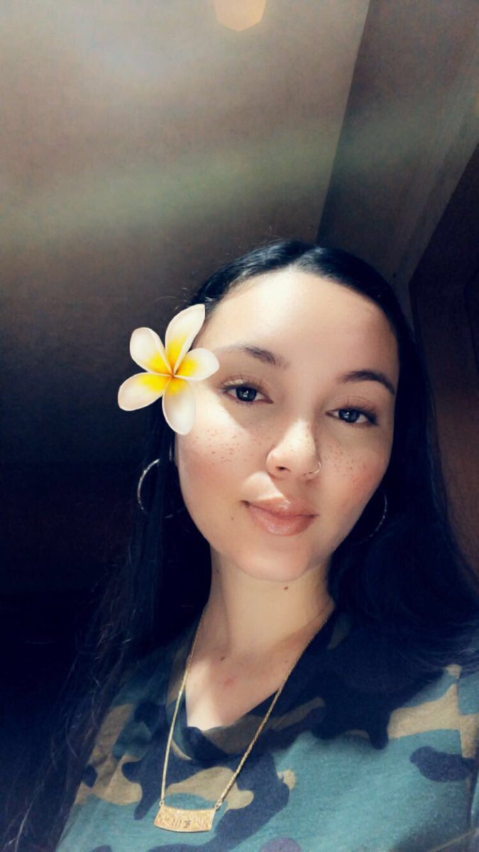 nicoledcase's tweet photo. ME BEFORE I PUKED MY GUTS OUT https://t.co/rJof0Pyqqe